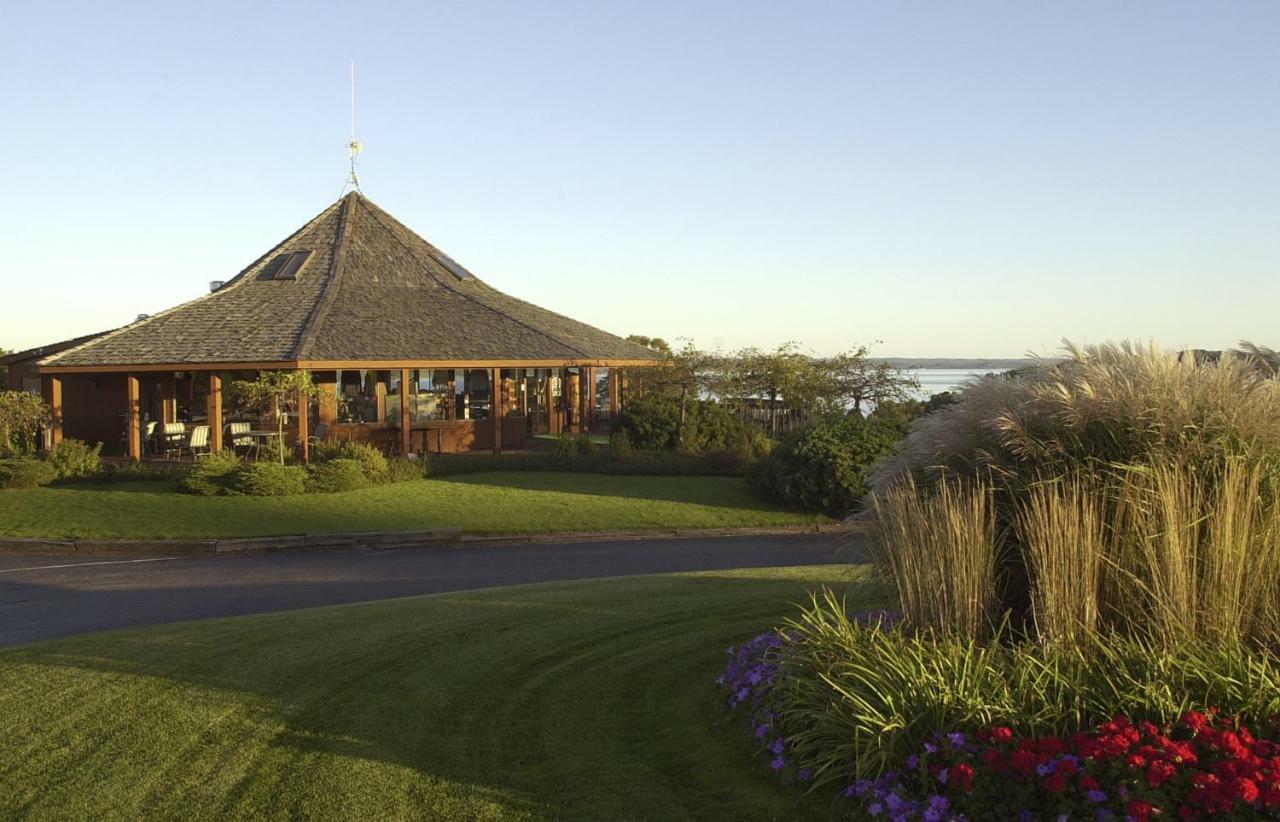 Agaming Golf Resort Kewadin Esterno foto